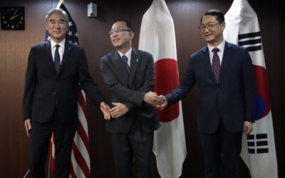 Japan, U.S., S Korea reaffirm joint response to N Korean threat