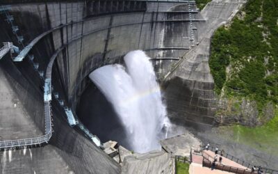Kurobe Dam begins water discharge event