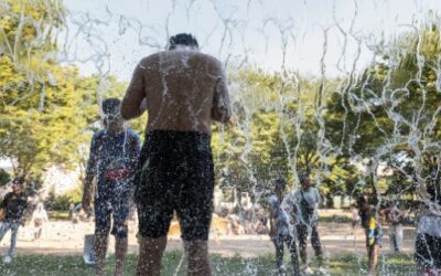 Japan issues heatstroke alerts as temperatures soar